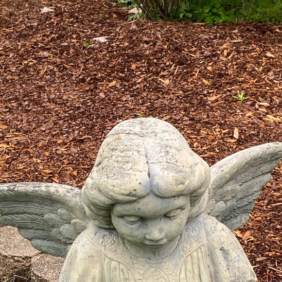 CLEARING OUT CLOSET SALE ๐บ - Picture 7 of 12